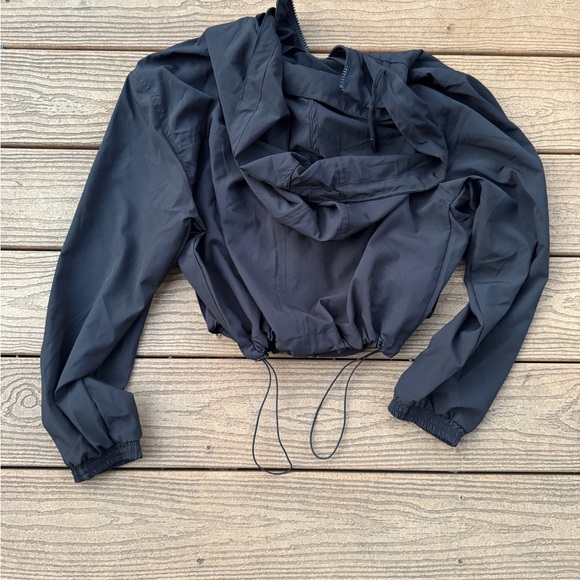 Buffalo Bills cropped windbreaker medium - Picture 2 of 3